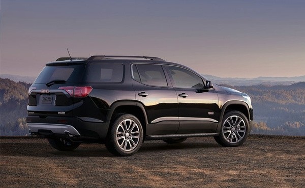 gmc-acadia_2.4_2017_8036617091_2016-08-29.jpg