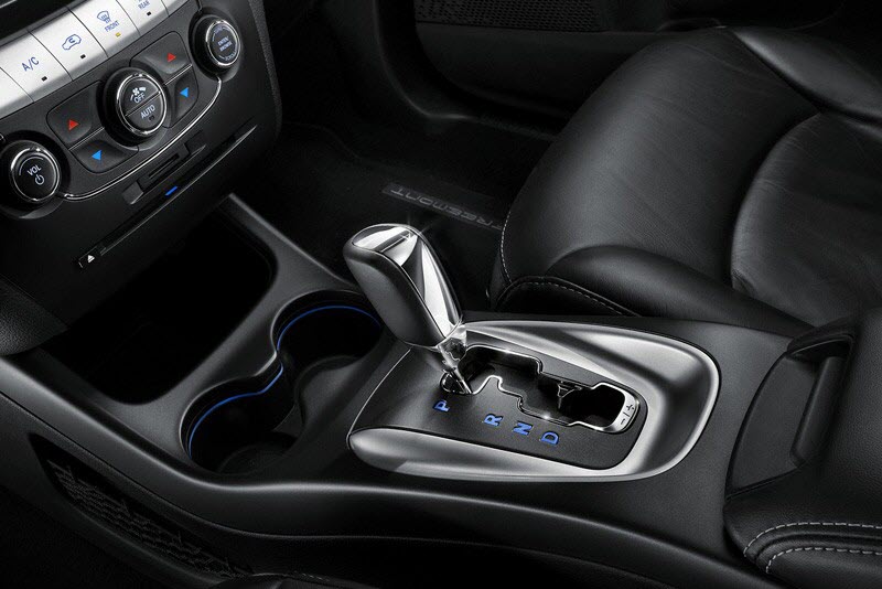 fiat-freemont_at_2015_4002379886_2016-11-22.jpg